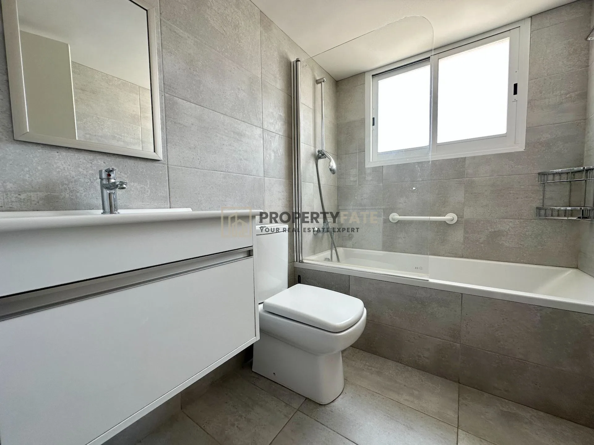 Bien immobilier 60597 Agios Tychonas, Limassol / 1760