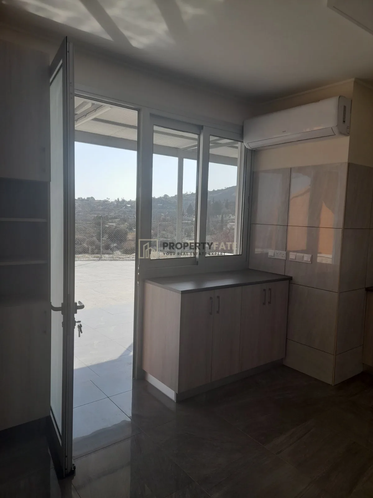 Property 60643 Kato Kivides, Limassol / 1880