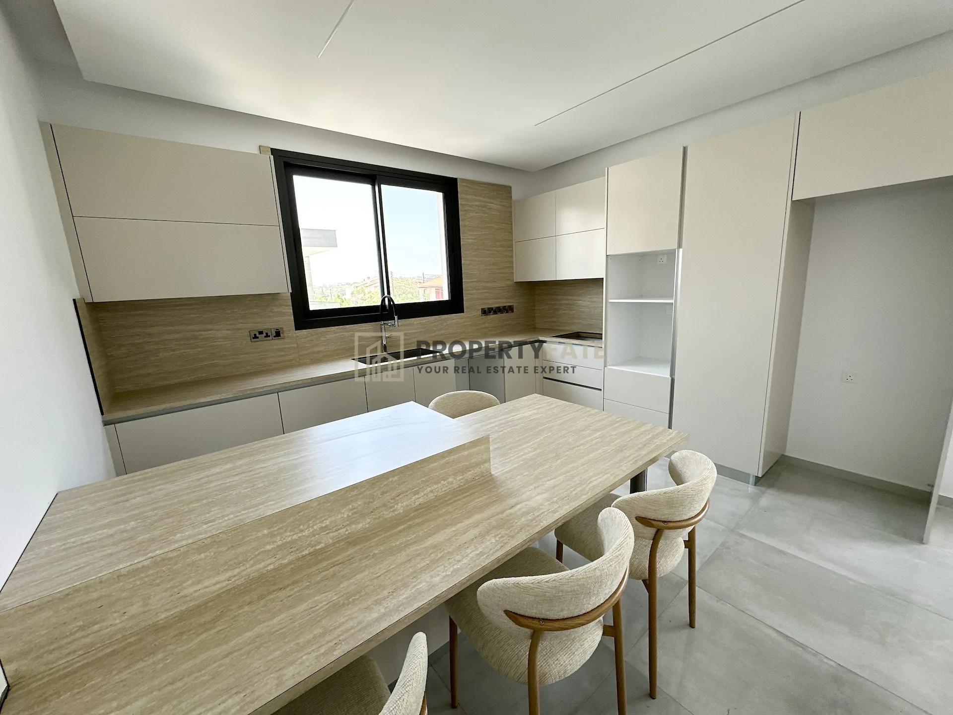 Property 60653 Erimi, Limassol / 1893