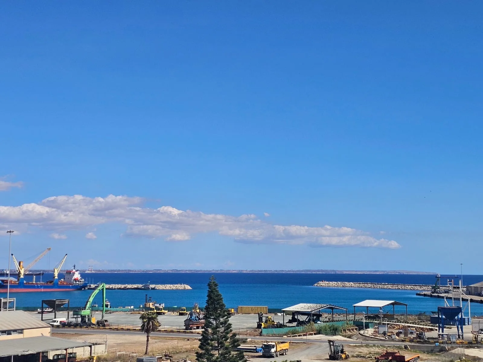 Property 3000279 Larnaca, Larnaca 13