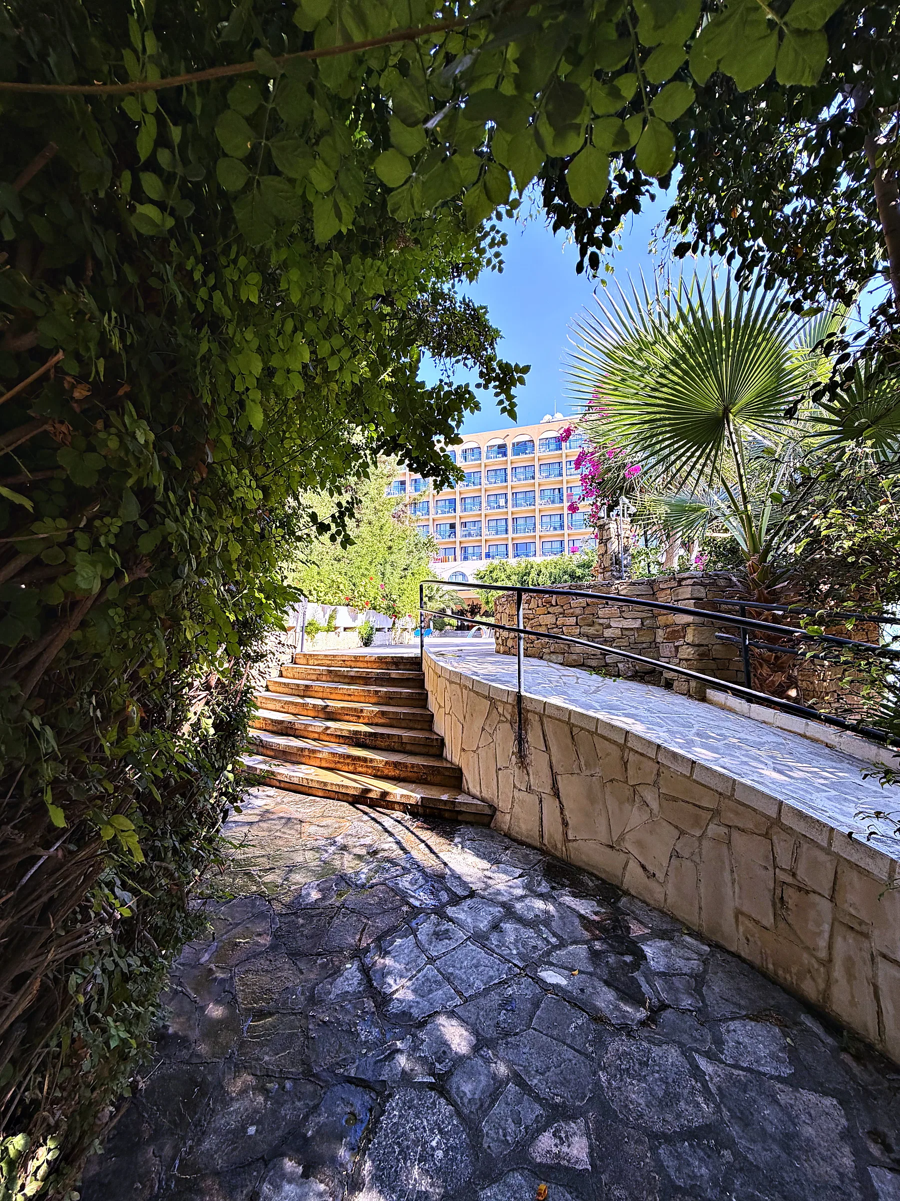 נכס 2010587 אגיוס טיכונות, לימסול 19