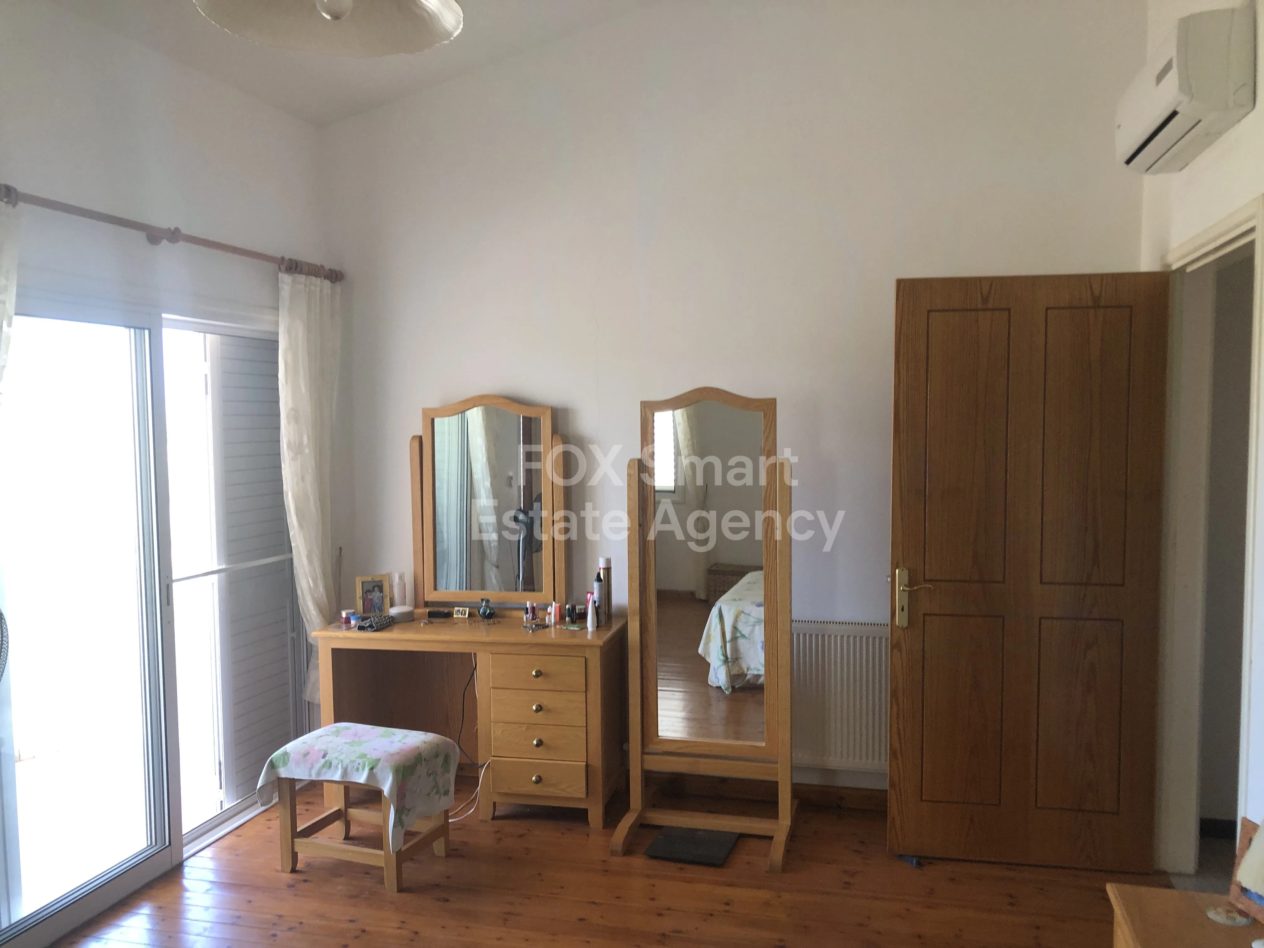 Property 42992 Pera, Nicosia / 36361 24