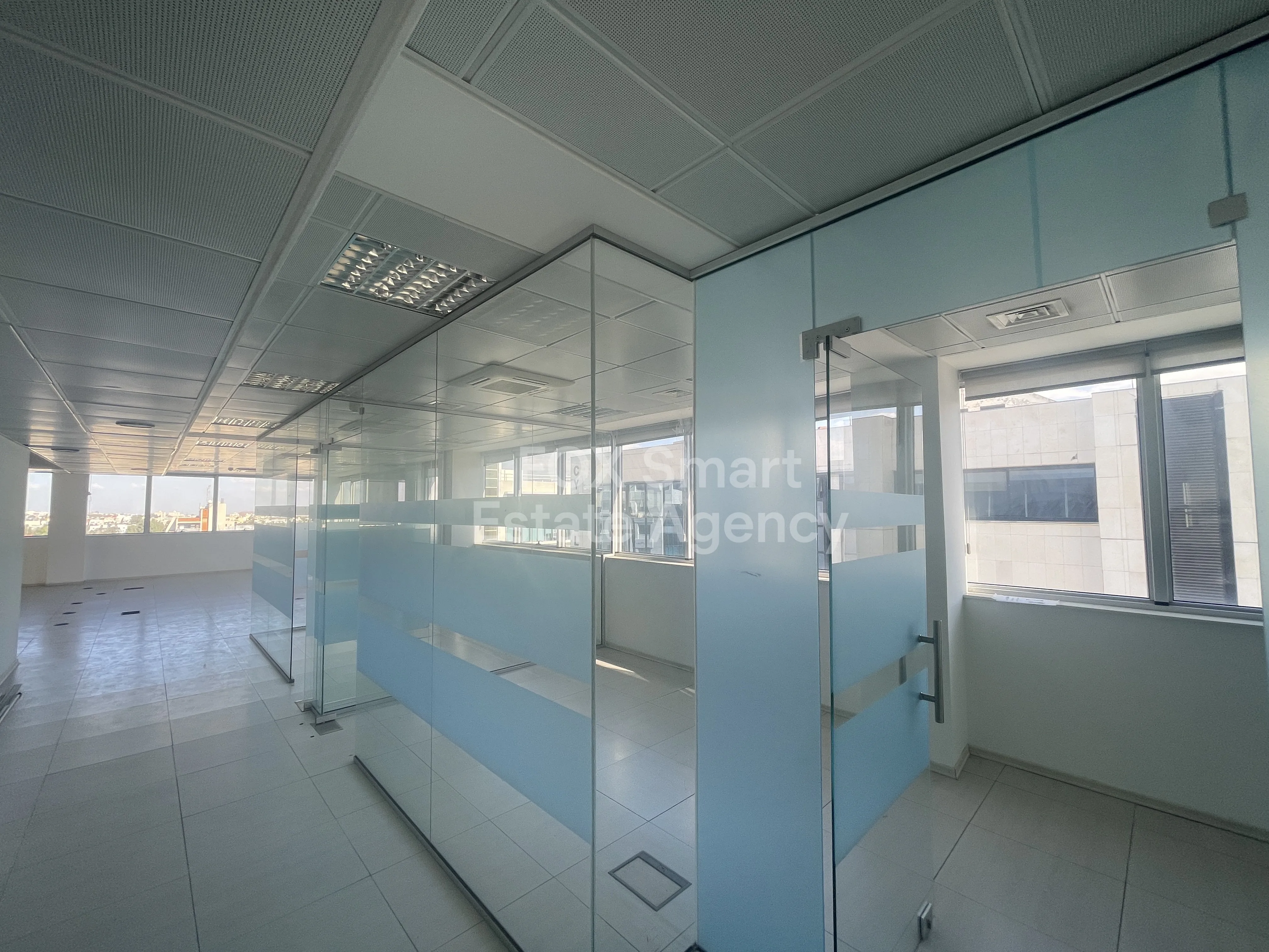 Bien immobilier 44044 Strovolos, Nicosie / 38120 17