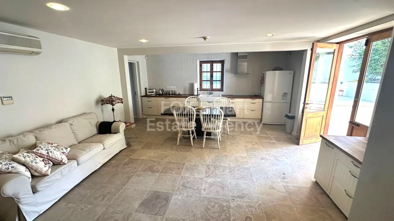 Nieruchomość 44344 Larnaka, Larnaka / 38454 18