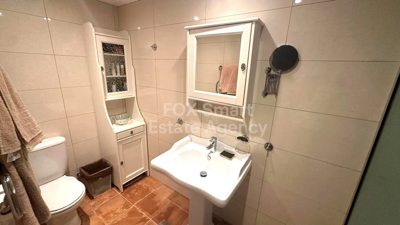 Nieruchomość 44344 Larnaka, Larnaka / 38454 24