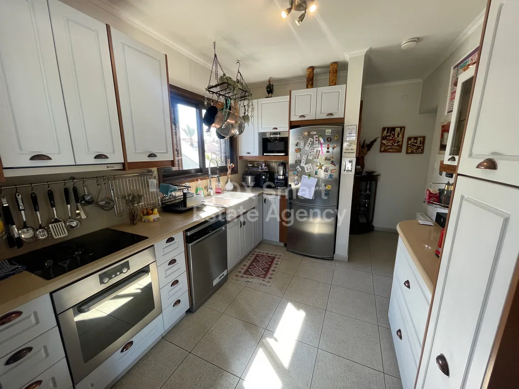 Nieruchomość 49821 Strovolos, Nikozja / 42452 18