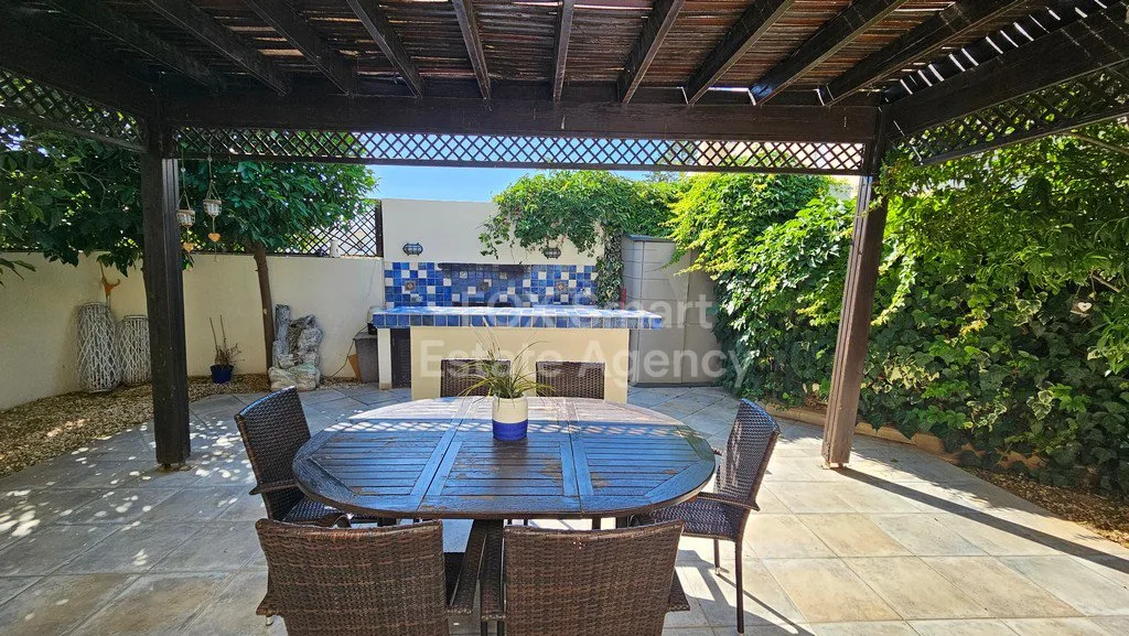 Bien immobilier 51015 Strovolos, Nicosie / 43455 36