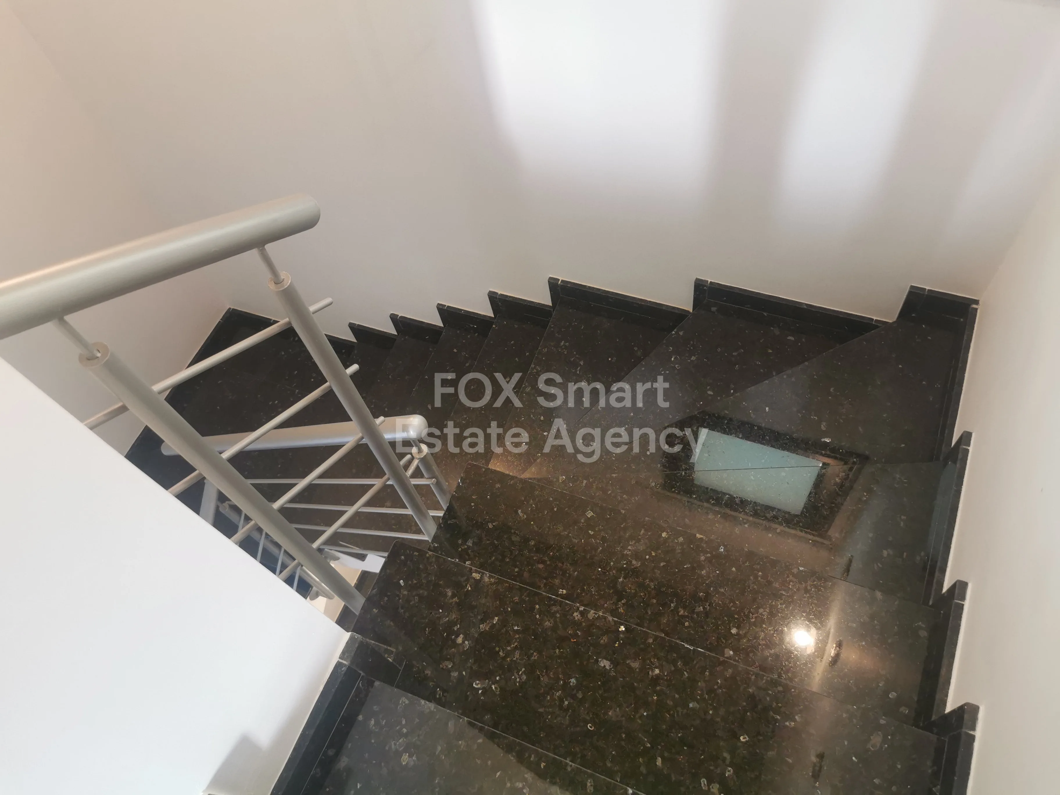Bien immobilier 51860 Gourri, Nicosie / 44115 17