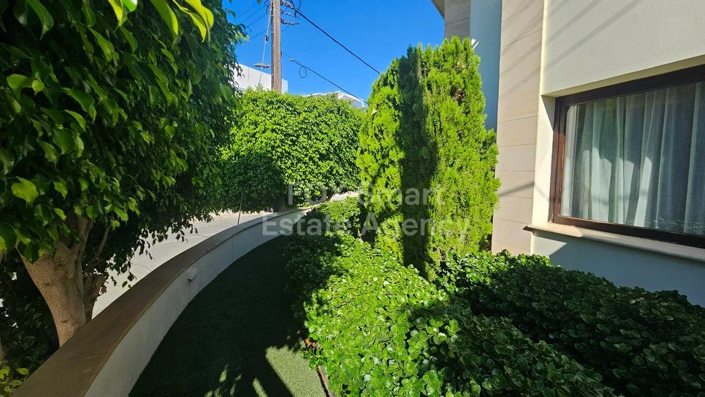 Immobile 52106 Latsia, Nicosia / 44361 39