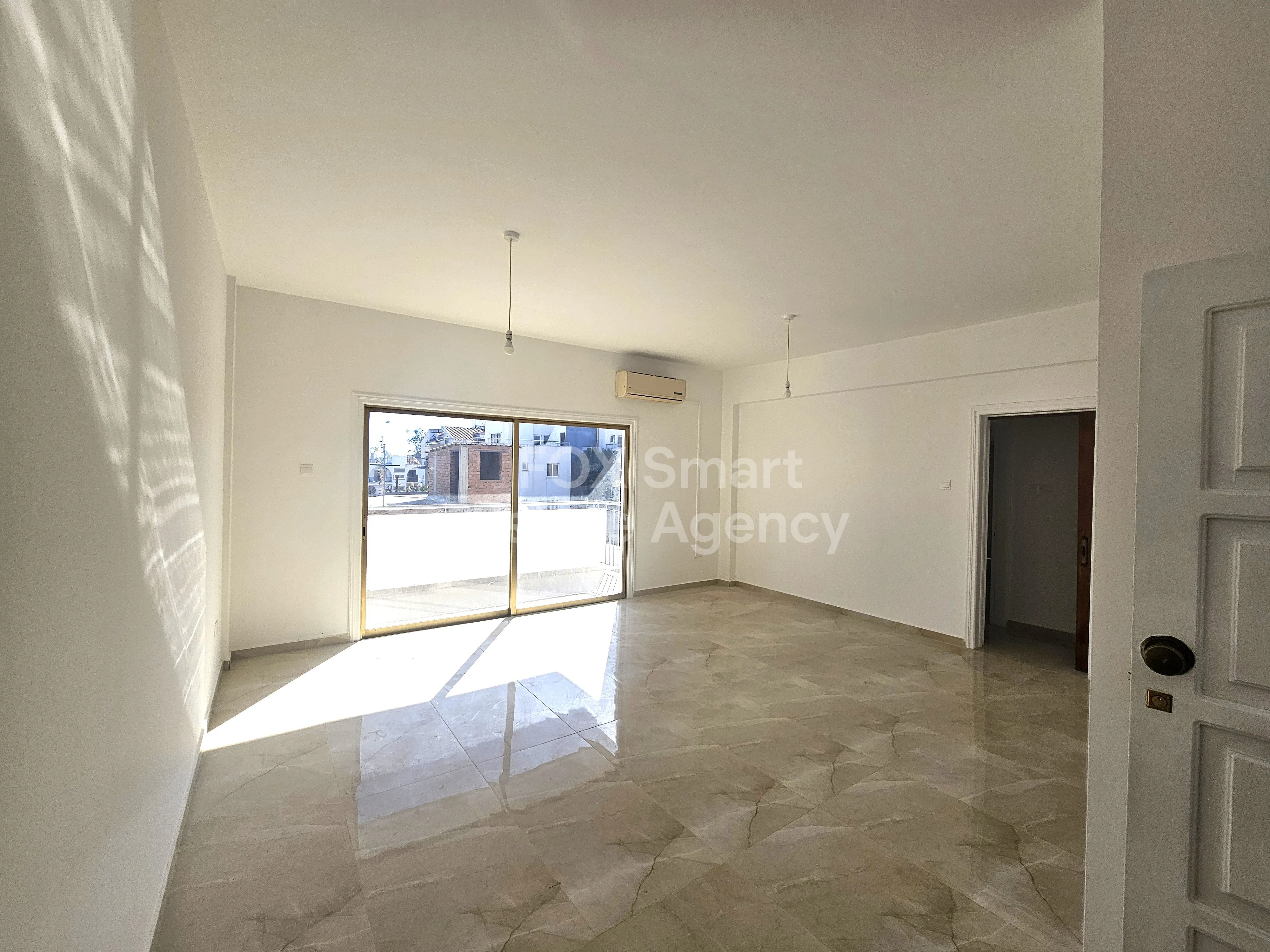 נכס 54896 אגלנג'יה, ניקוסיה / 46561