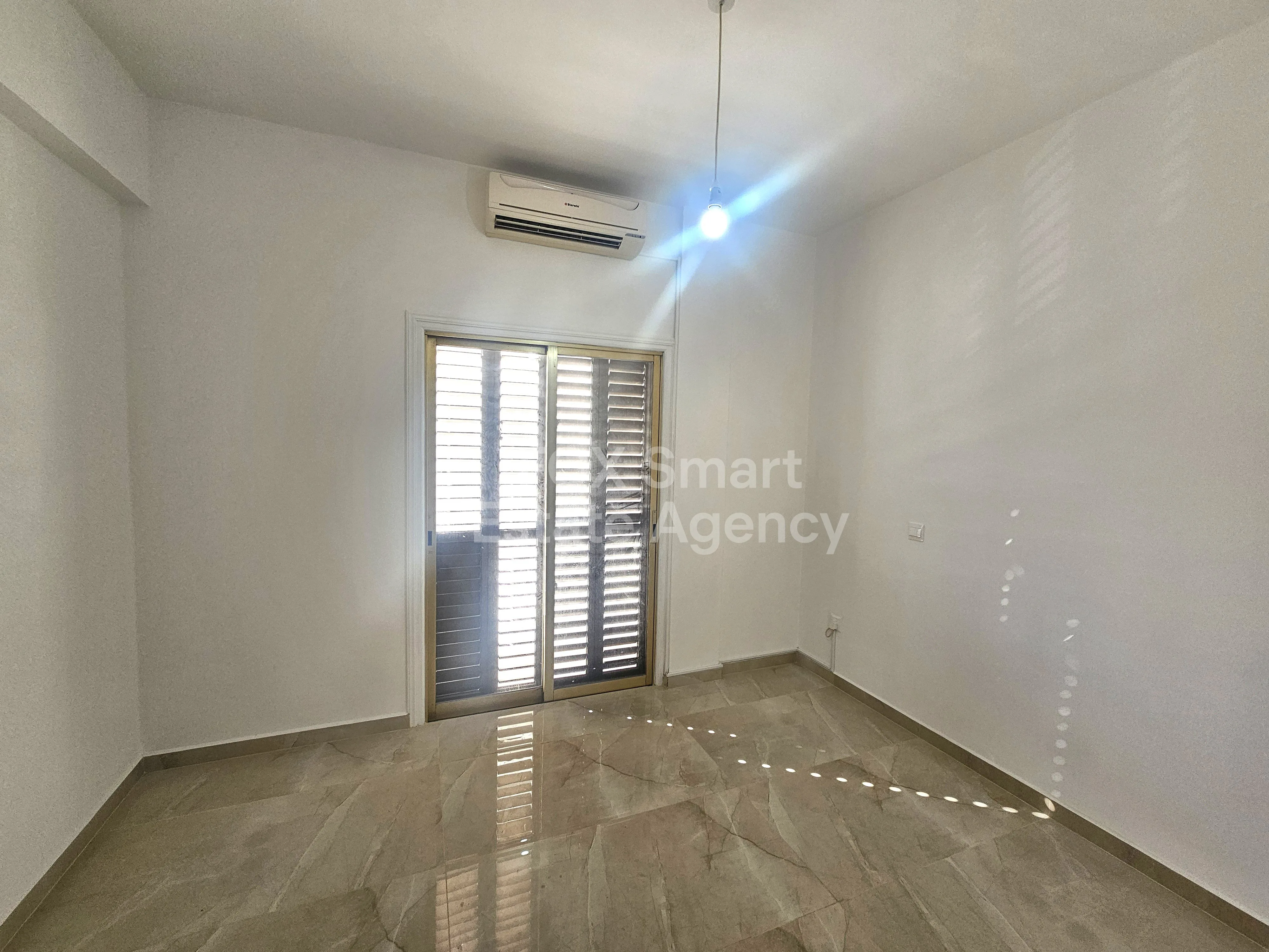 נכס 54896 אגלנג'יה, ניקוסיה / 46561