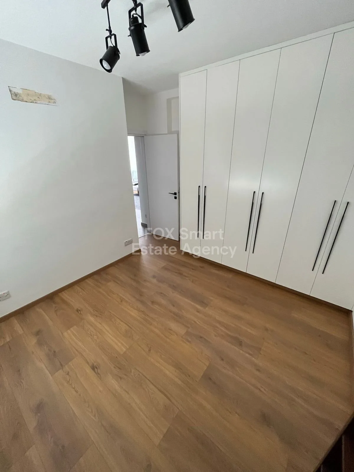 Nieruchomość 56106 Strovolos, Nikozja / 47685