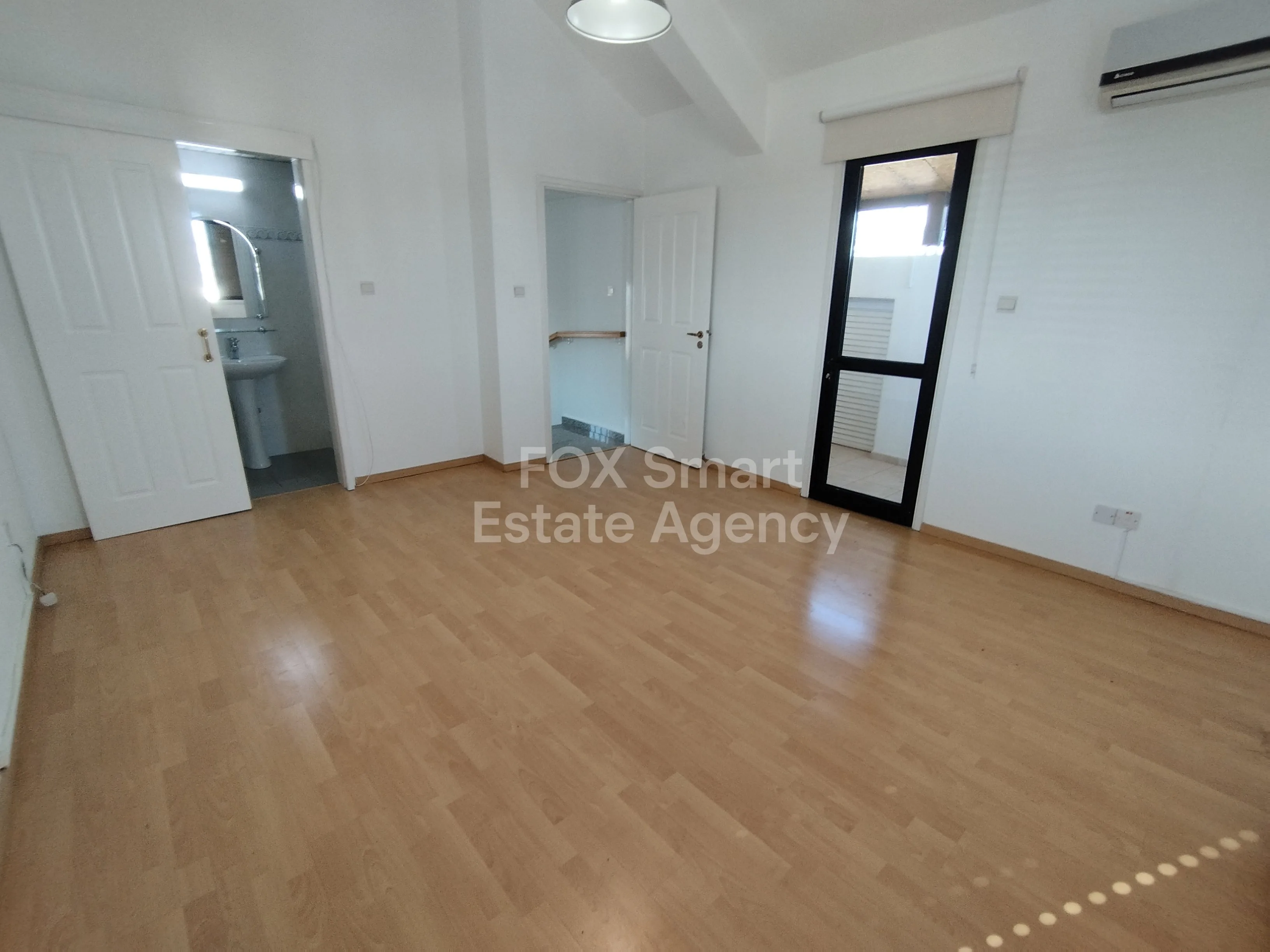 Bien immobilier 57008 Strovolos, Nicosie / 48340 38