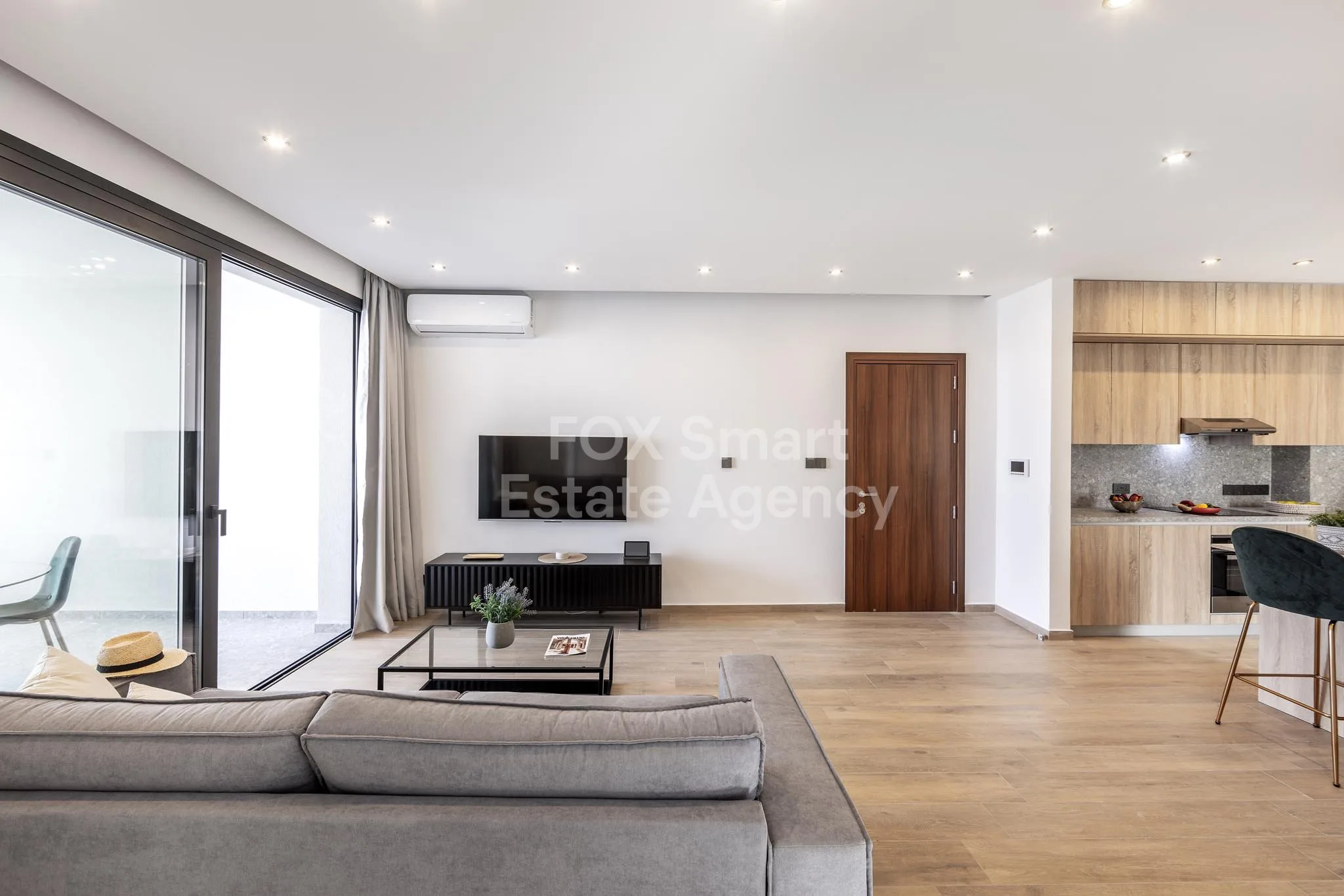 Property 57381 Livadia, Larnaca / 48698