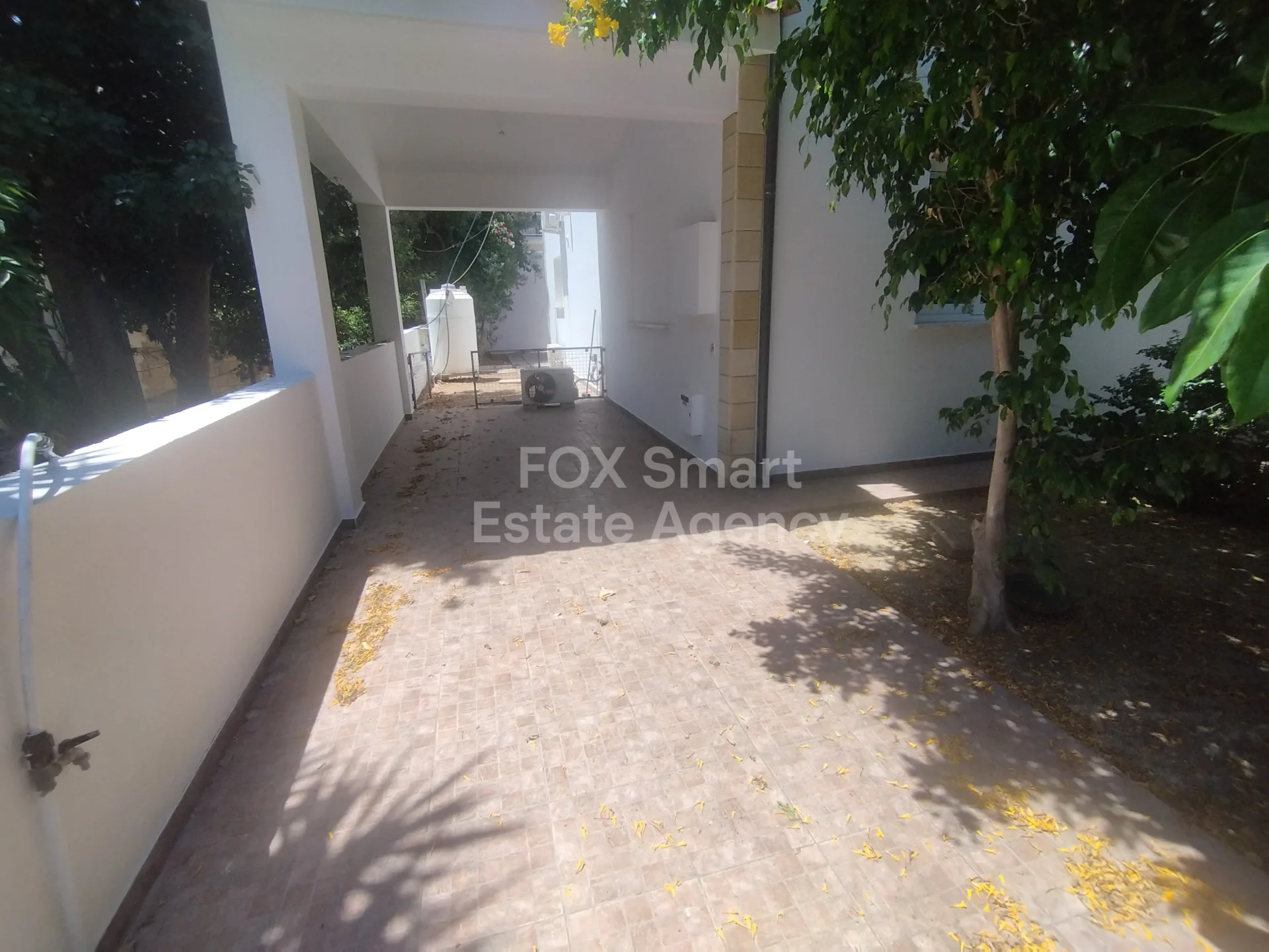 Immobile 51633 Strovolos, Nicosia 30