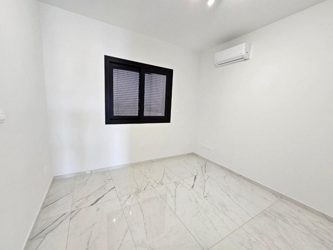 Thumbnail 12 AR-126054 / נכס 2000 סטרובולוס, ניקוסיה