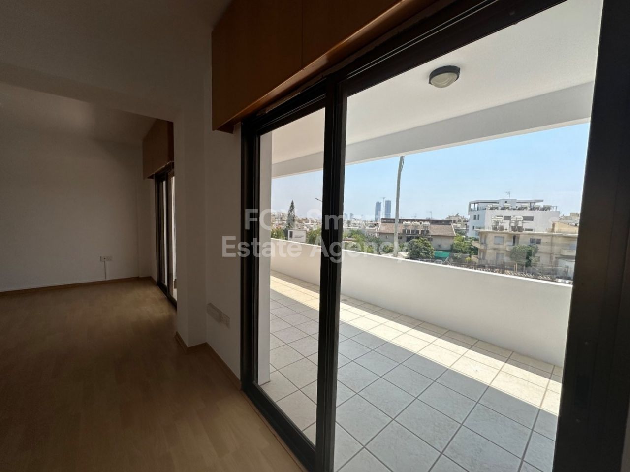 Thumbnail 4 EIGENTUM 4000 Mesa Geitonien, Limassol / LIM-PAF-16187