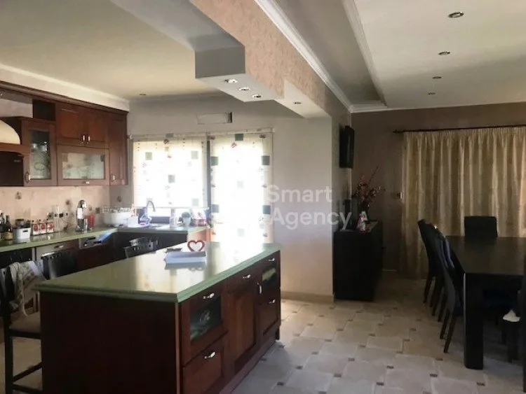 房产 6581 斯特罗沃洛斯, 尼科西亚 / AR-113214