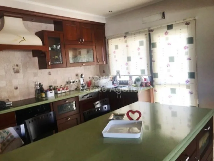 房产 6581 斯特罗沃洛斯, 尼科西亚 / AR-113214