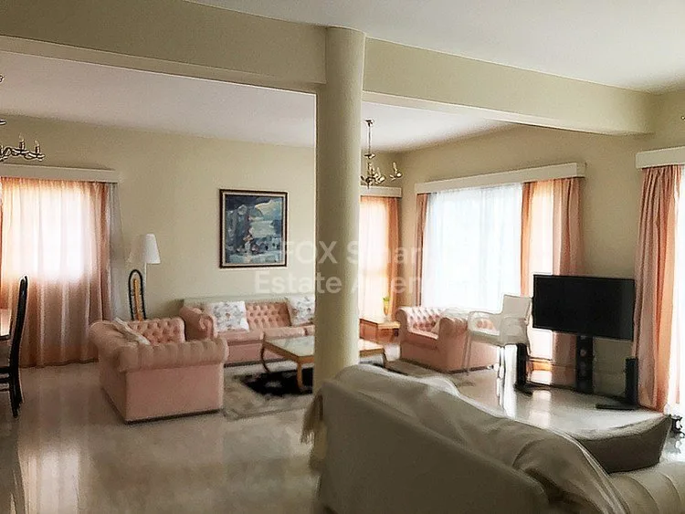 房产 16910 尼科西亚, 尼科西亚 / AR-116390