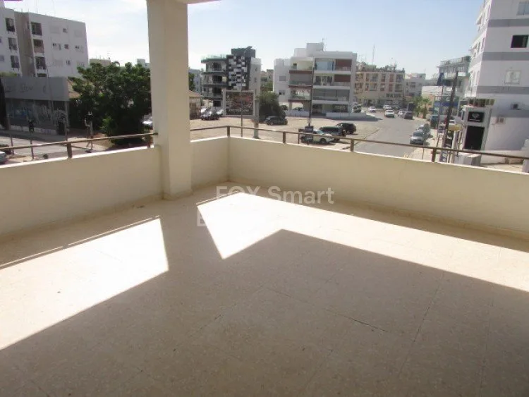 房产 6565 斯特罗沃洛斯, 尼科西亚 / B-112886