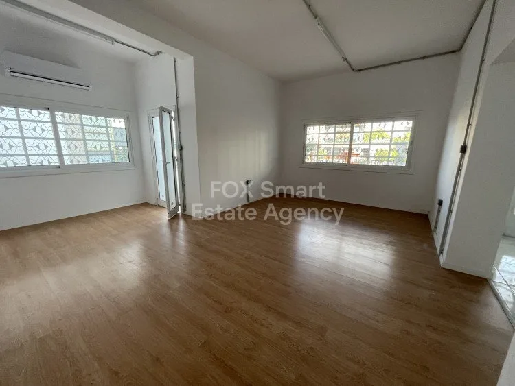 房产 15483 斯特罗沃洛斯, 尼科西亚 / BR-114366