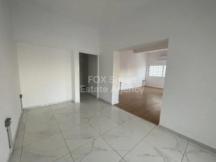 房产 15483 斯特罗沃洛斯, 尼科西亚 / BR-114366