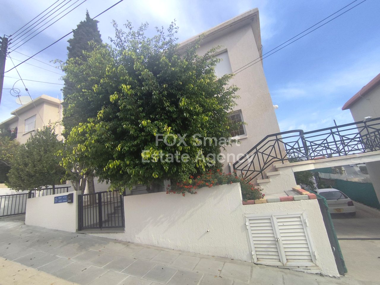 Thumbnail 42 EIGENTUM 4100 Agios Athanasios, Limassol / LIM-PAF-32127