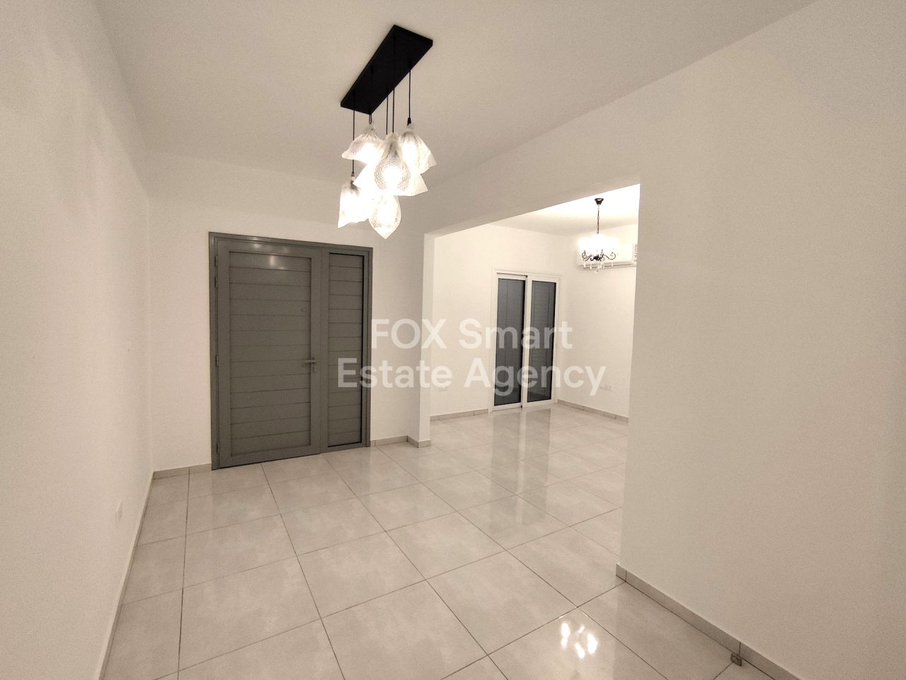 Thumbnail 1 EIGENTUM 4000 Mesa Geitonien, Limassol / LIM-PAF-32739