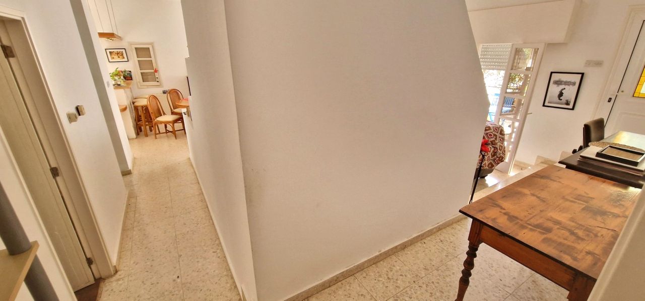 Thumbnail 11 10324 / נכס 2360 אגיוס דומטיוס, ניקוסיה