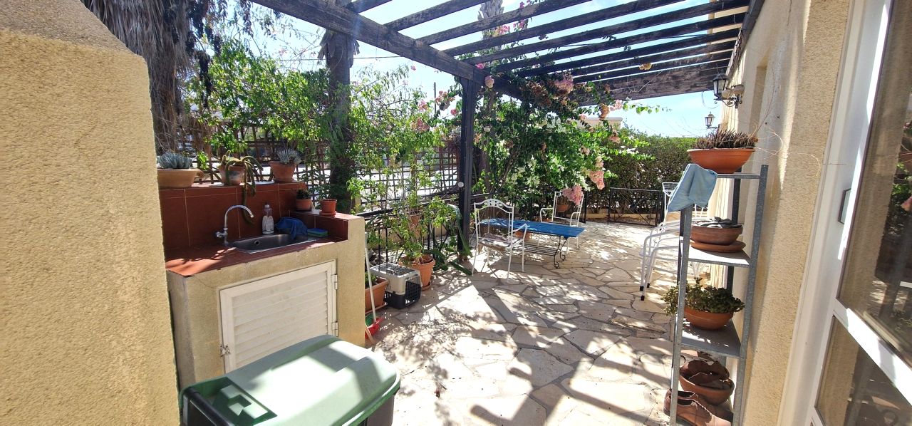 Thumbnail 34 10324 / נכס 2360 אגיוס דומטיוס, ניקוסיה