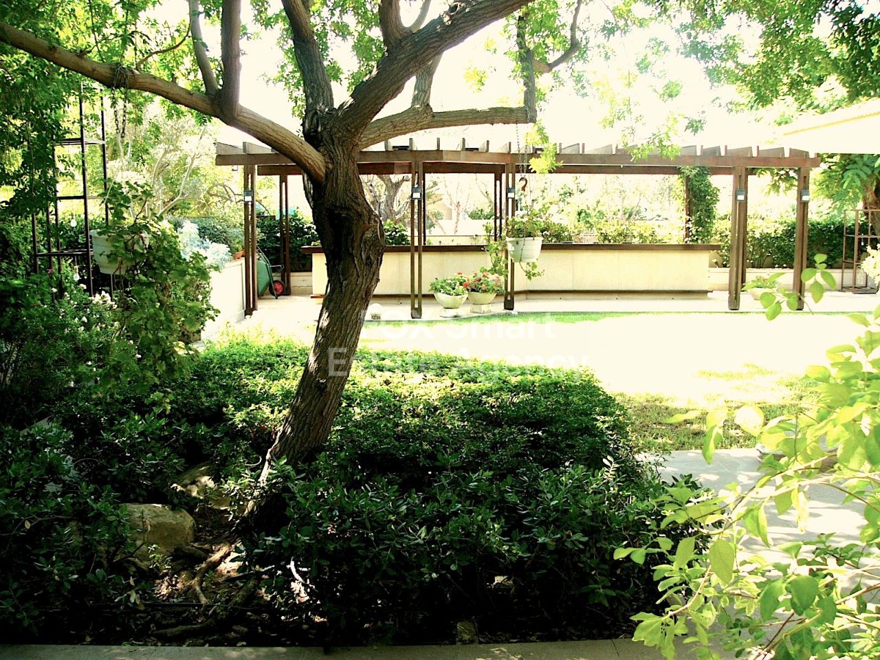 Thumbnail 63 Ακίνητα 2400 Έγκωμη, Λευκωσία / 48856