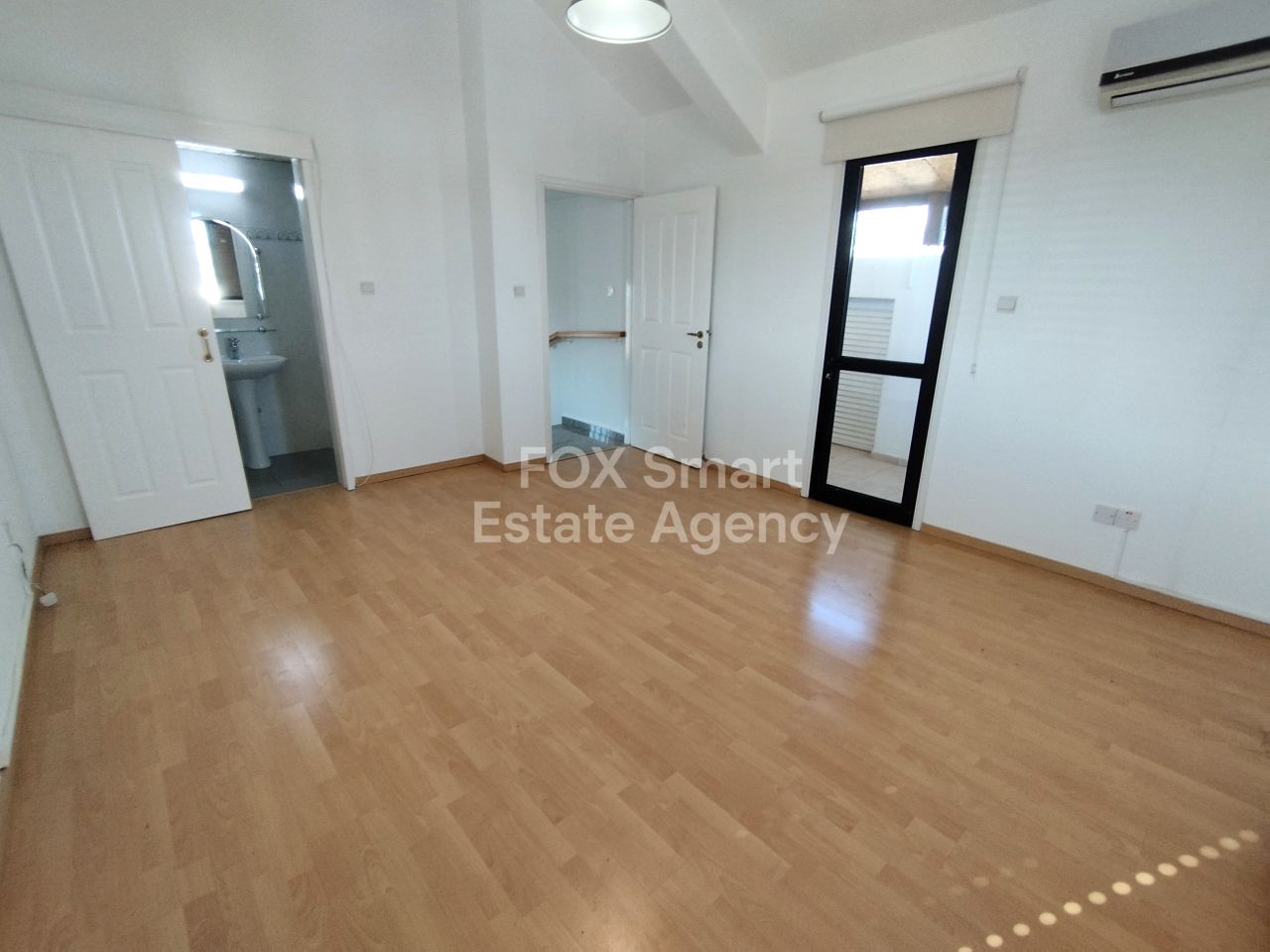 Thumbnail 38 Ακίνητα 2000 Στρόβολος, Λευκωσία / 48340