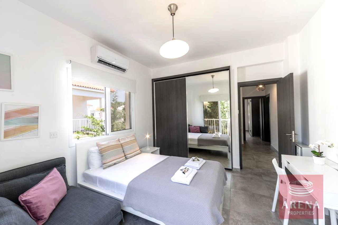 Bien immobilier 42860 Agios Dometios, Nicosie / 8489 28