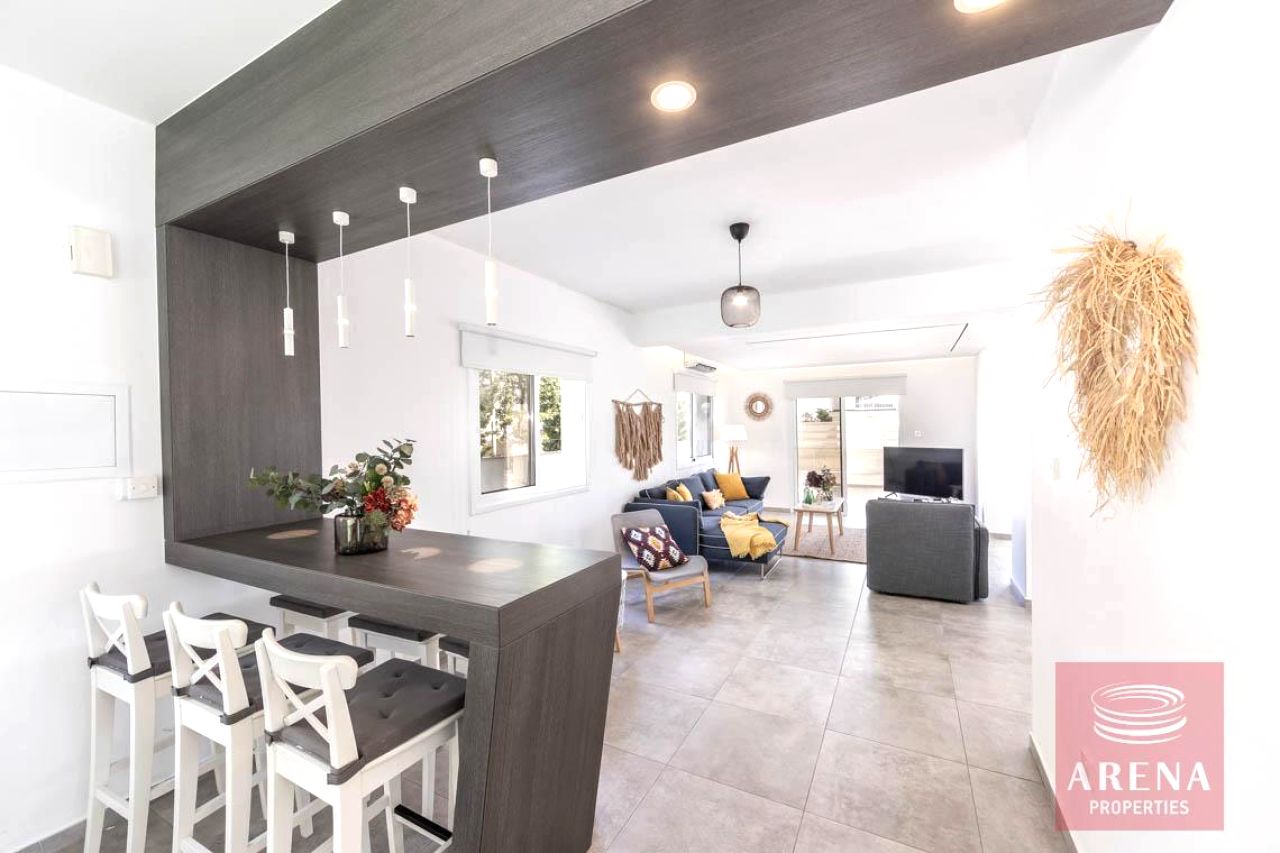 Bien immobilier 42860 Agios Dometios, Nicosie / 8489 16