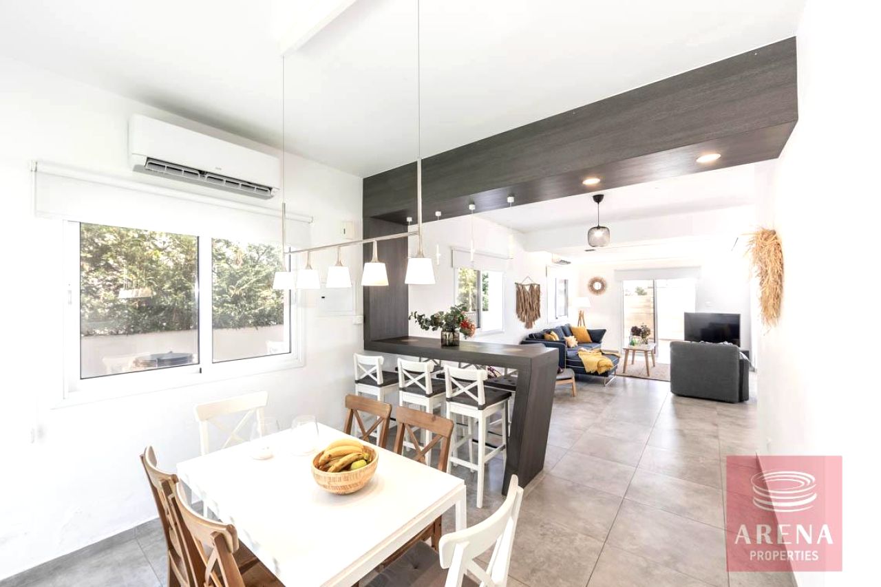 Bien immobilier 42860 Agios Dometios, Nicosie / 8489 13