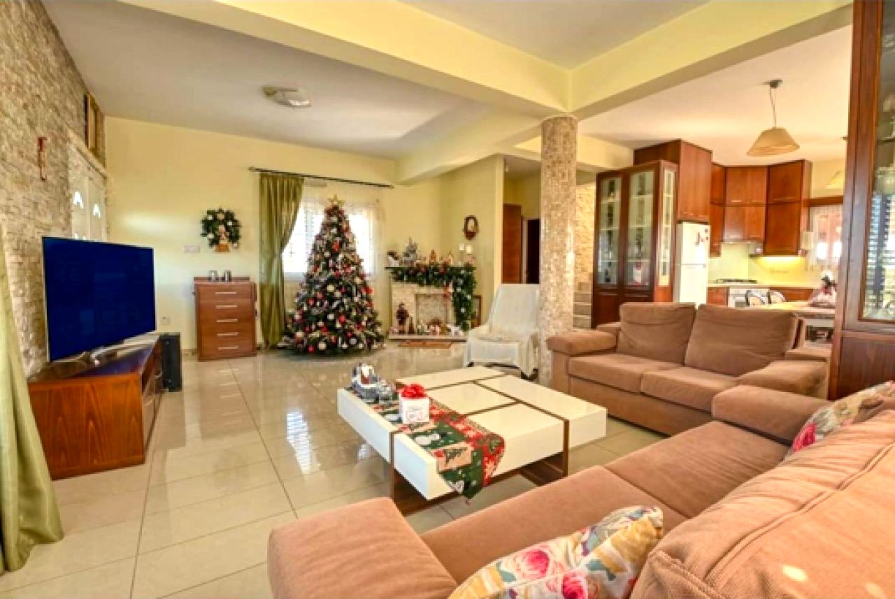 Propiedad 48728 Agios Dometios, Nicosia / 9329