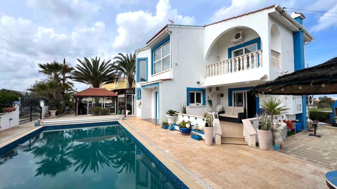 Propiedad 48735 Agios Dometios, Nicosia / 9350