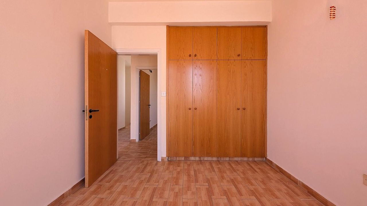 Thumbnail 10 Ακίνητα 2360 Άγιος Δομέτιος, Λευκωσία / 9808