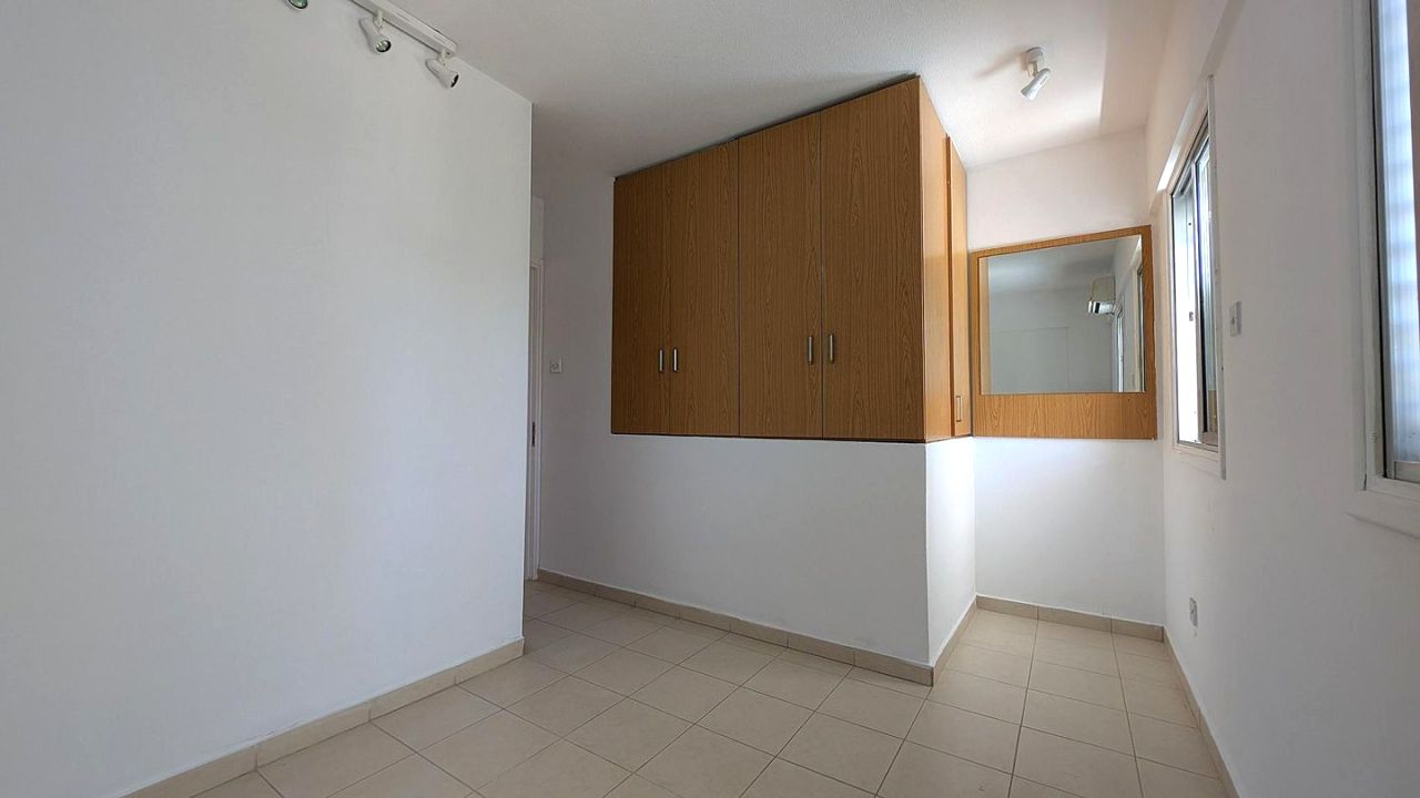 Thumbnail 13 10048 / נכס 2360 אגיוס דומטיוס, ניקוסיה