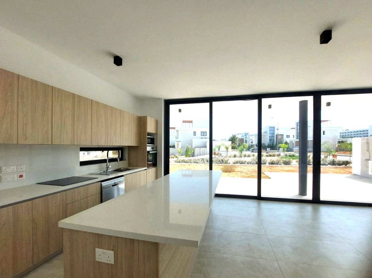 房产 54045 Agios Dometios, 尼科西亚 / 10196