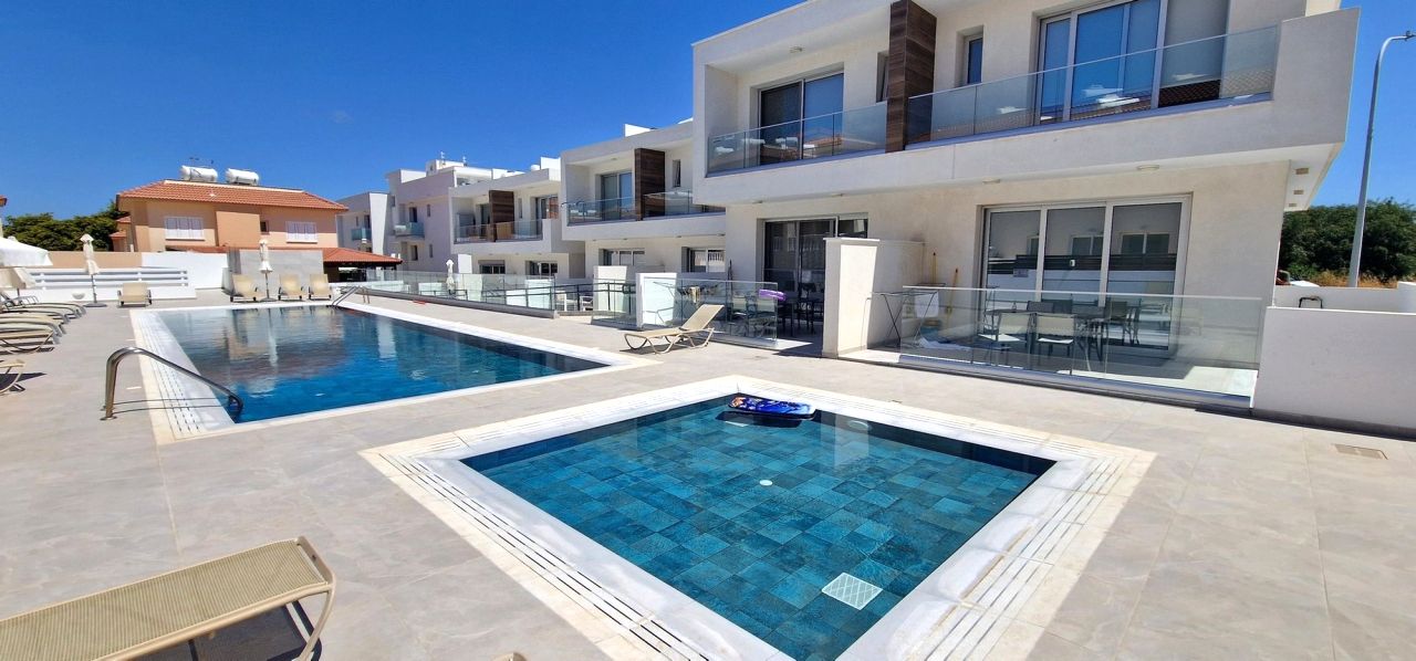 Thumbnail 2 Proprietà 2360 Agios Dometios, Nicosia / 8443