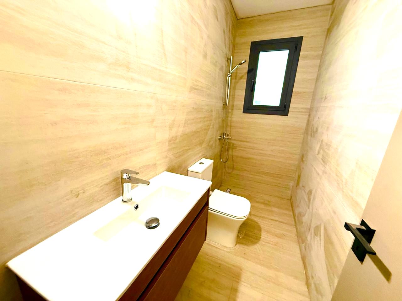 Thumbnail 30 房地产 2360 Agios Dometios, 尼科西亚 / 10317