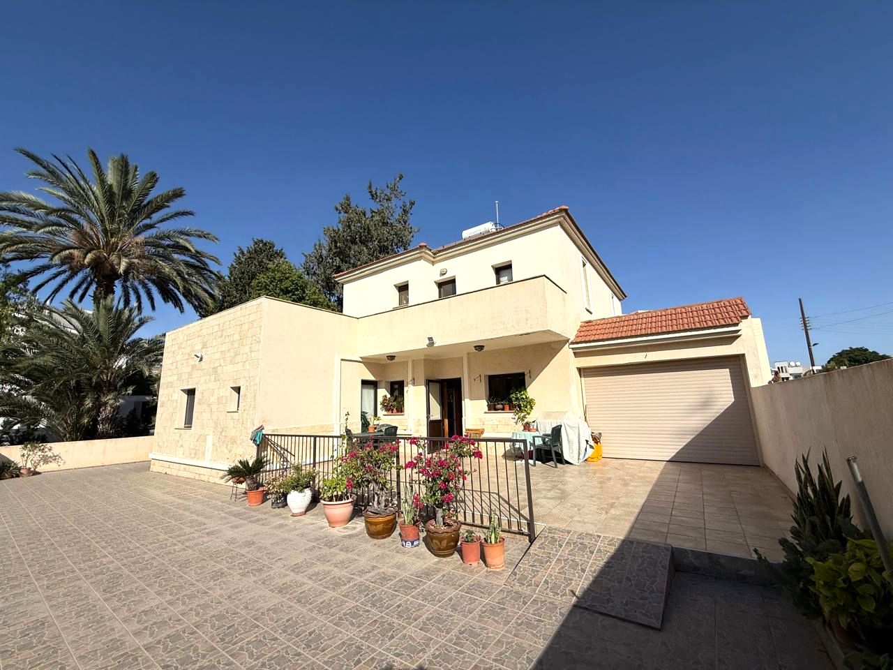 Propiedad 55038 Agios Dometios, Nicosia / 10350