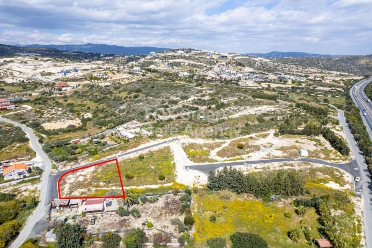 Thumbnail 1 EIGENTUM 4521 Agios Tychonas, Limassol / LIM-PAF-13296