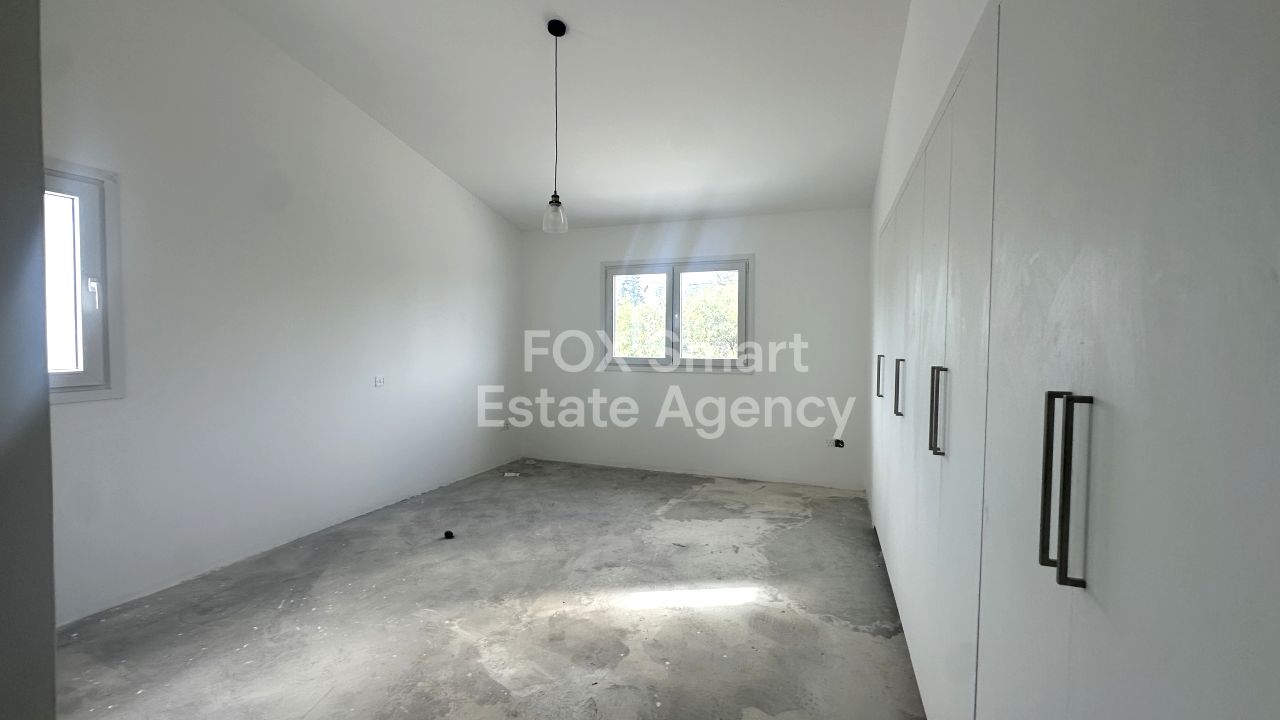 Thumbnail 25 Ακίνητα 2400 Έγκωμη, Λευκωσία / 47552