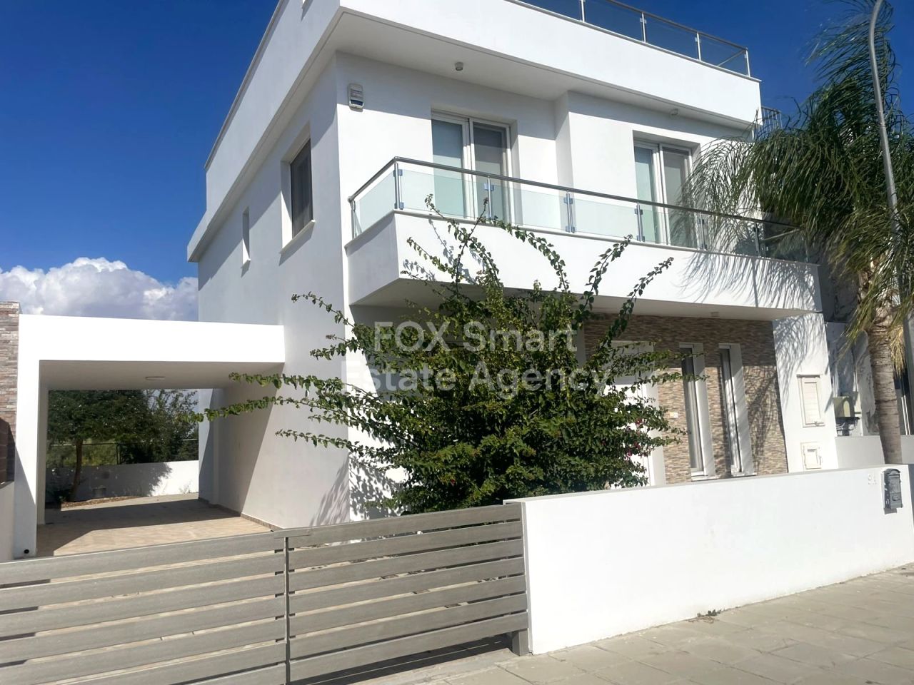 Thumbnail 1 EIGENTUM 7060 Livadia, Larnaka / LAR-ARA-H-122230