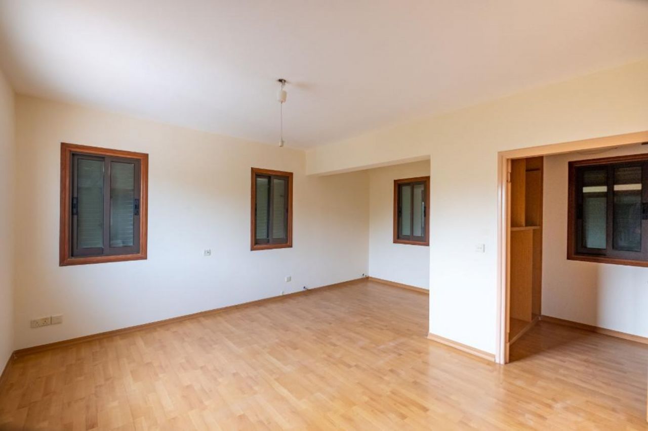 Thumbnail 27 Property 2000 Strovolos, Nicosia / H-121441