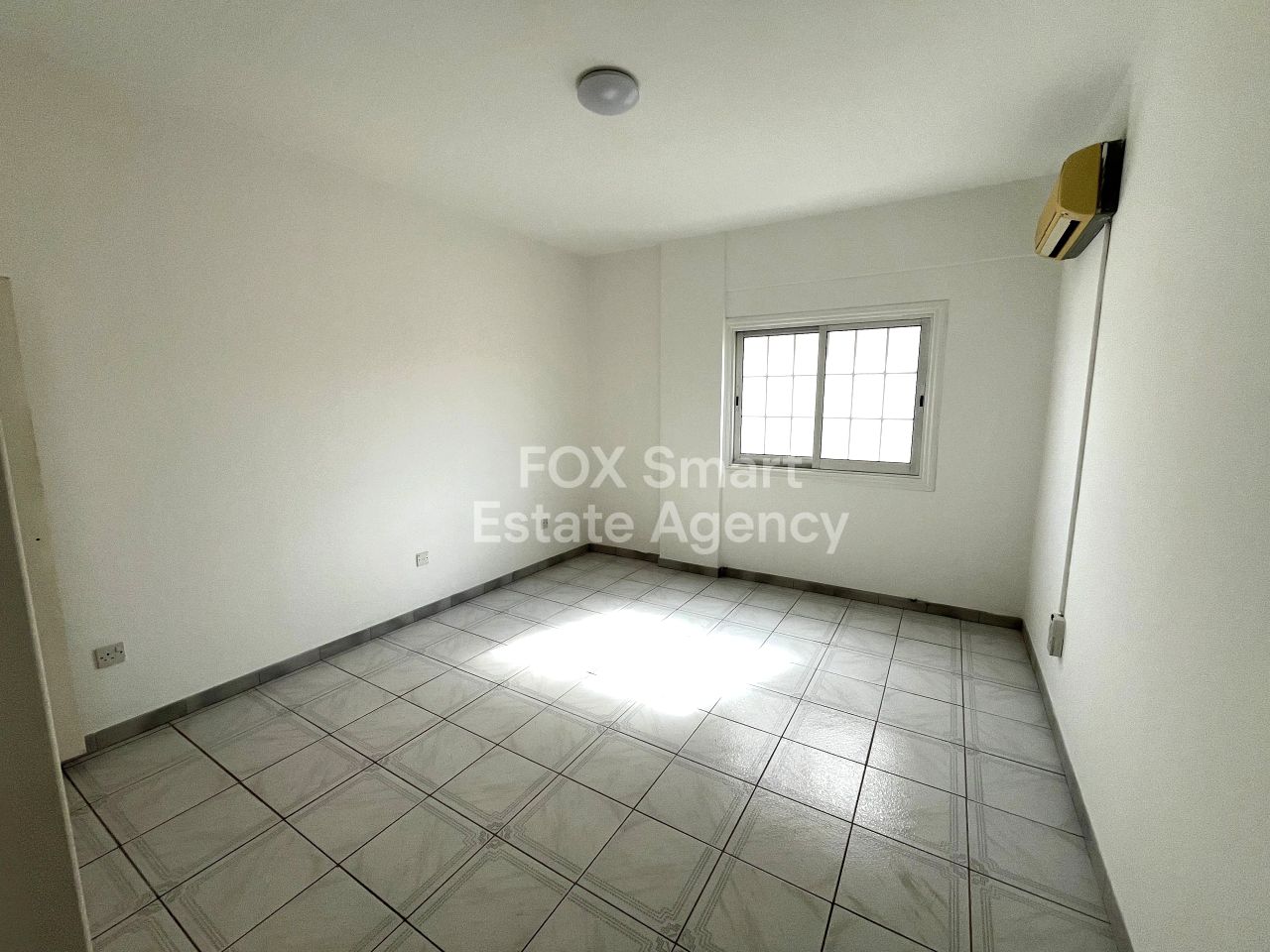 Thumbnail 8 49776 / נכס 2400 אנגמי, ניקוסיה