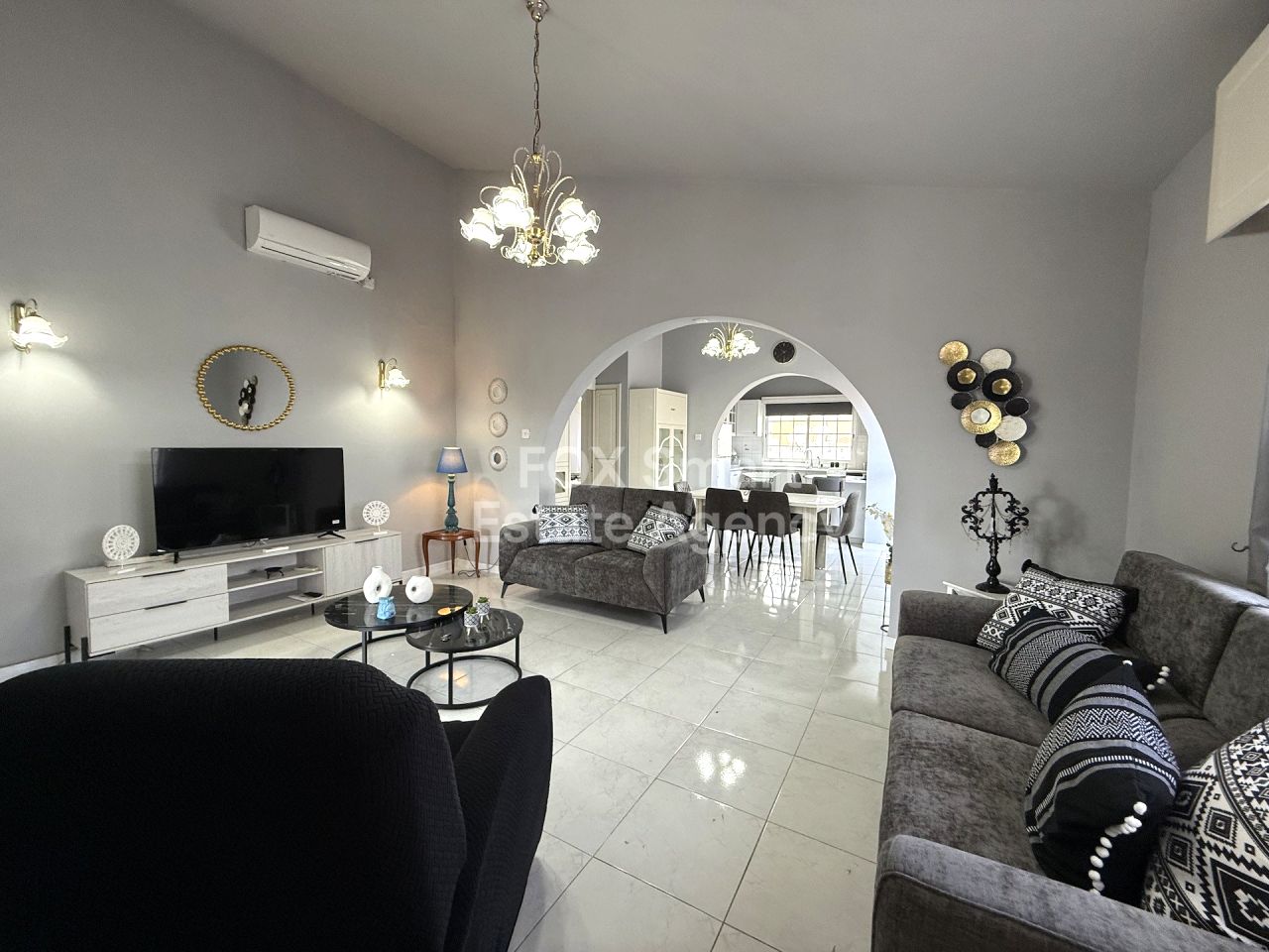 Thumbnail 1 EIGENTUM 4000 Mesa Geitonien, Limassol / LIM-PAF-33285